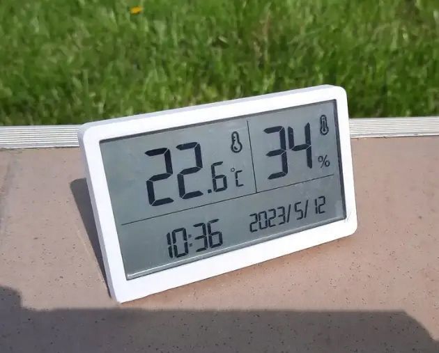Zdjęcie Termohigrometr na magnesie higrometr termometr cyfrowy wilgotnościomierz BENETECH GM1372 GM1372,